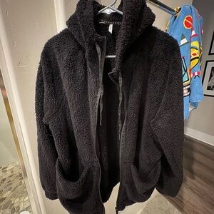 Travis Mathew Black Fleece Hoodie Sweater